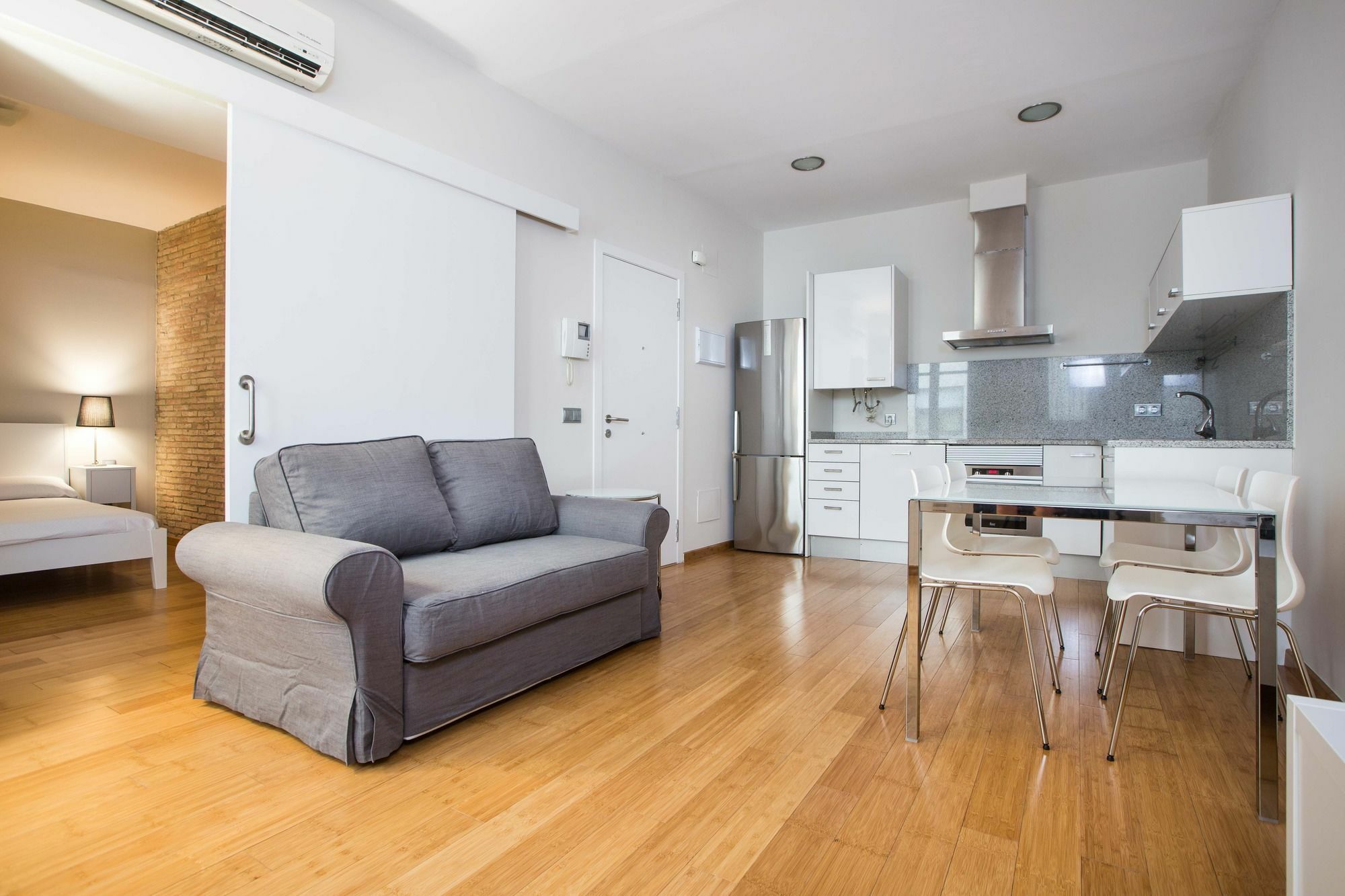 Girona Housing Ginesta 9 Appartement Buitenkant foto